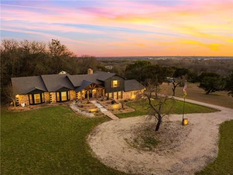 429 Winding Oaks Drive Waco TX 76705
