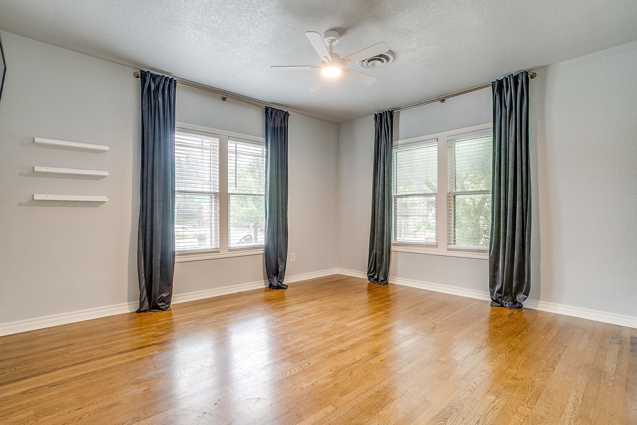 4101 El Campo Avenue Fort Worth TX 76107