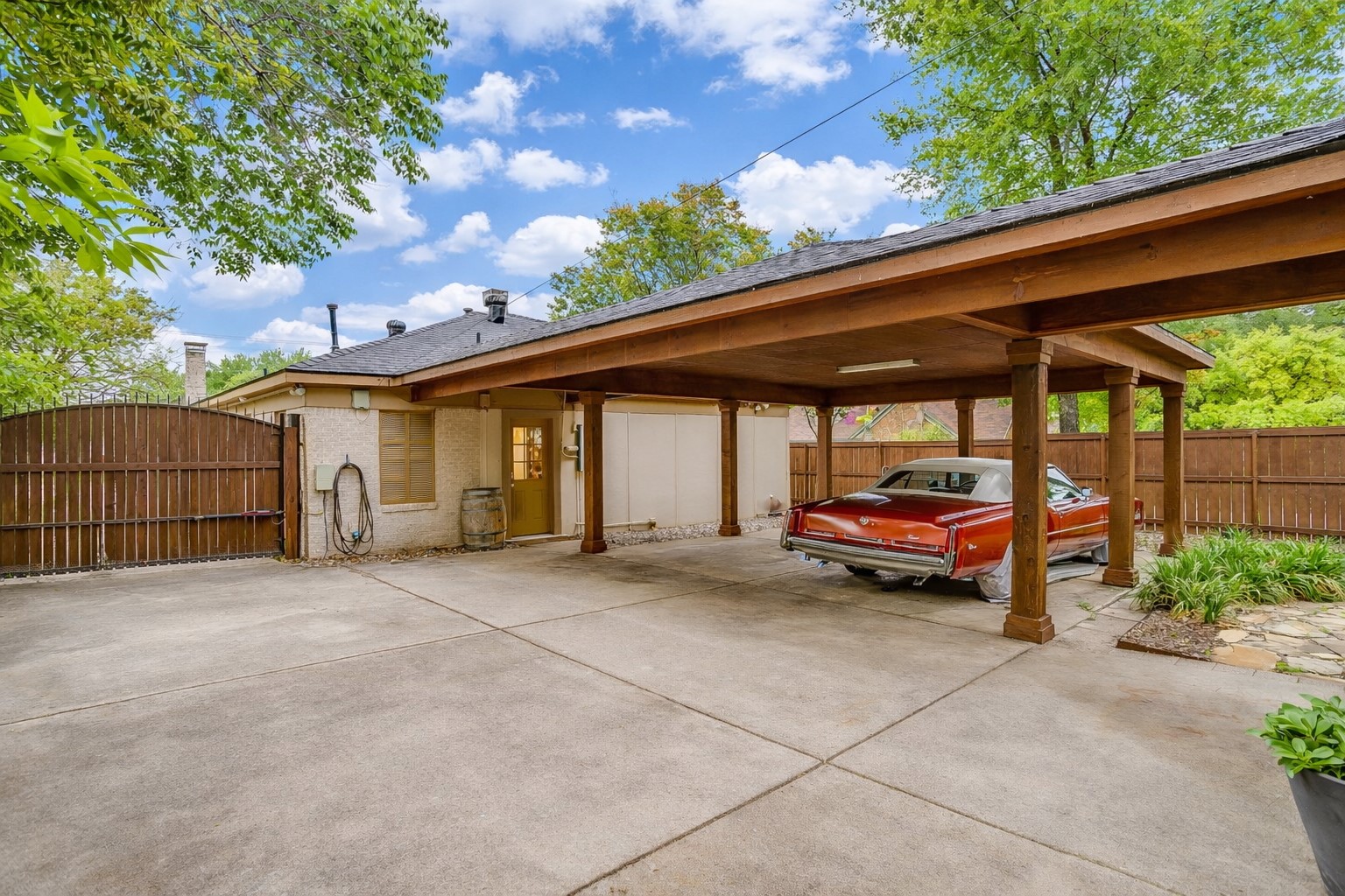 4101 El Campo Avenue Fort Worth TX 76107