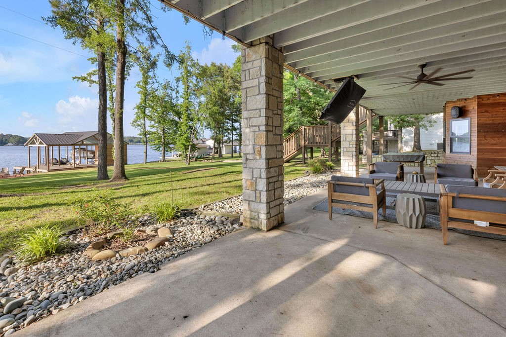 170 Country Club Road Scroggins TX 75480