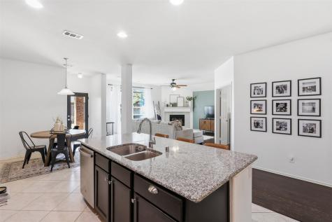 421 Mariscal Place Fort Worth TX 76131