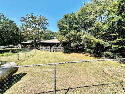 40 Cumberland Circle Denison TX 75021