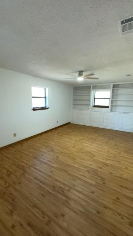 40 Cumberland Circle Denison TX 75021