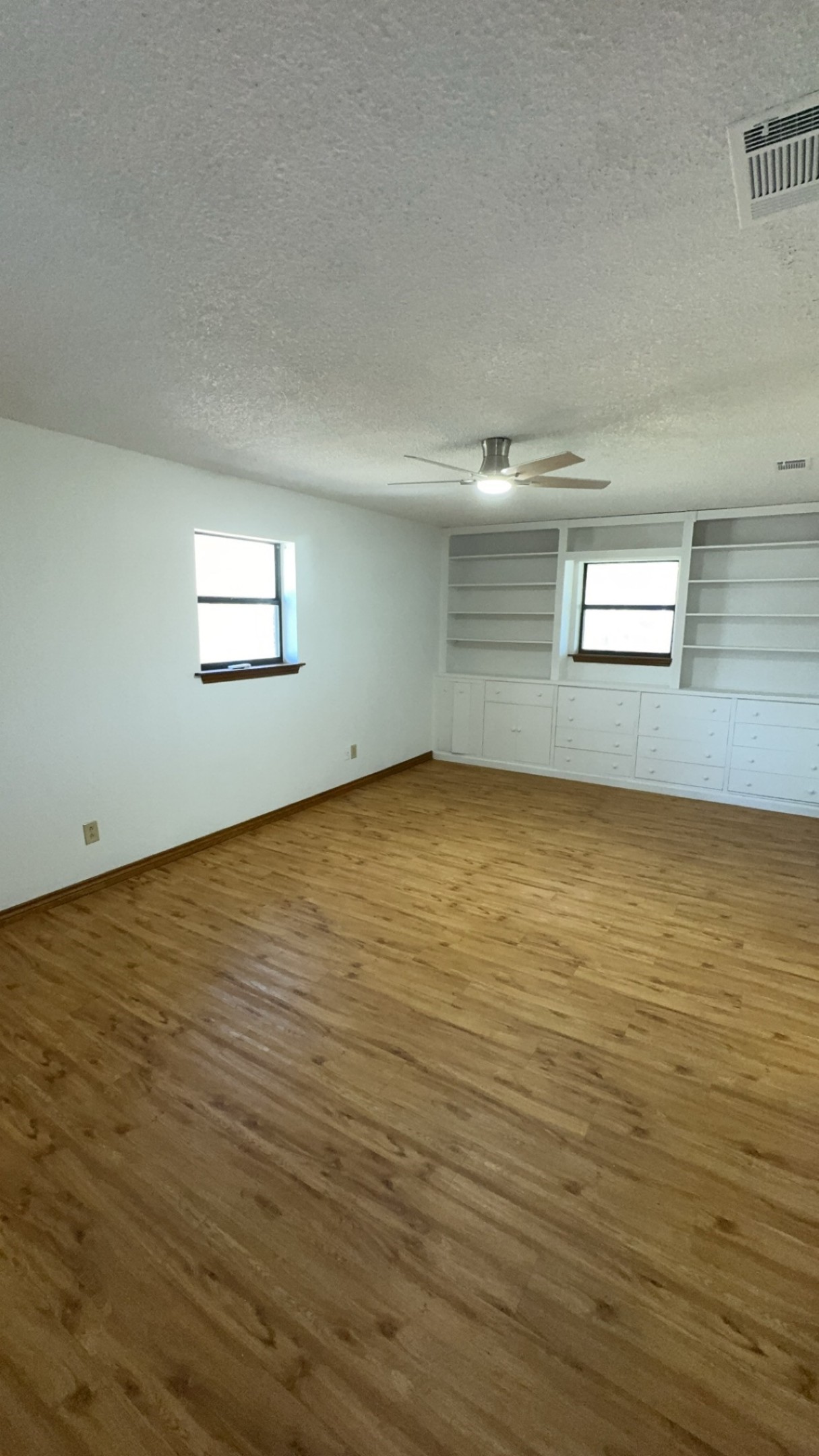 40 Cumberland Circle Denison TX 75021