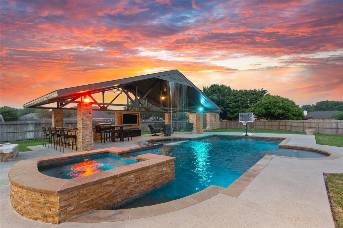 7 Lone Star Drive Waco TX 76708