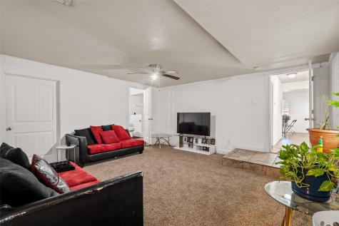 2138 Custer Drive Dallas TX 75216
