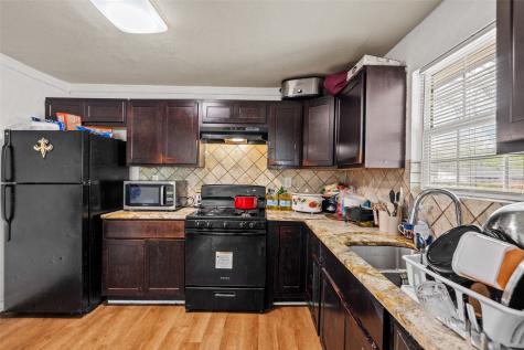 2138 Custer Drive Dallas TX 75216