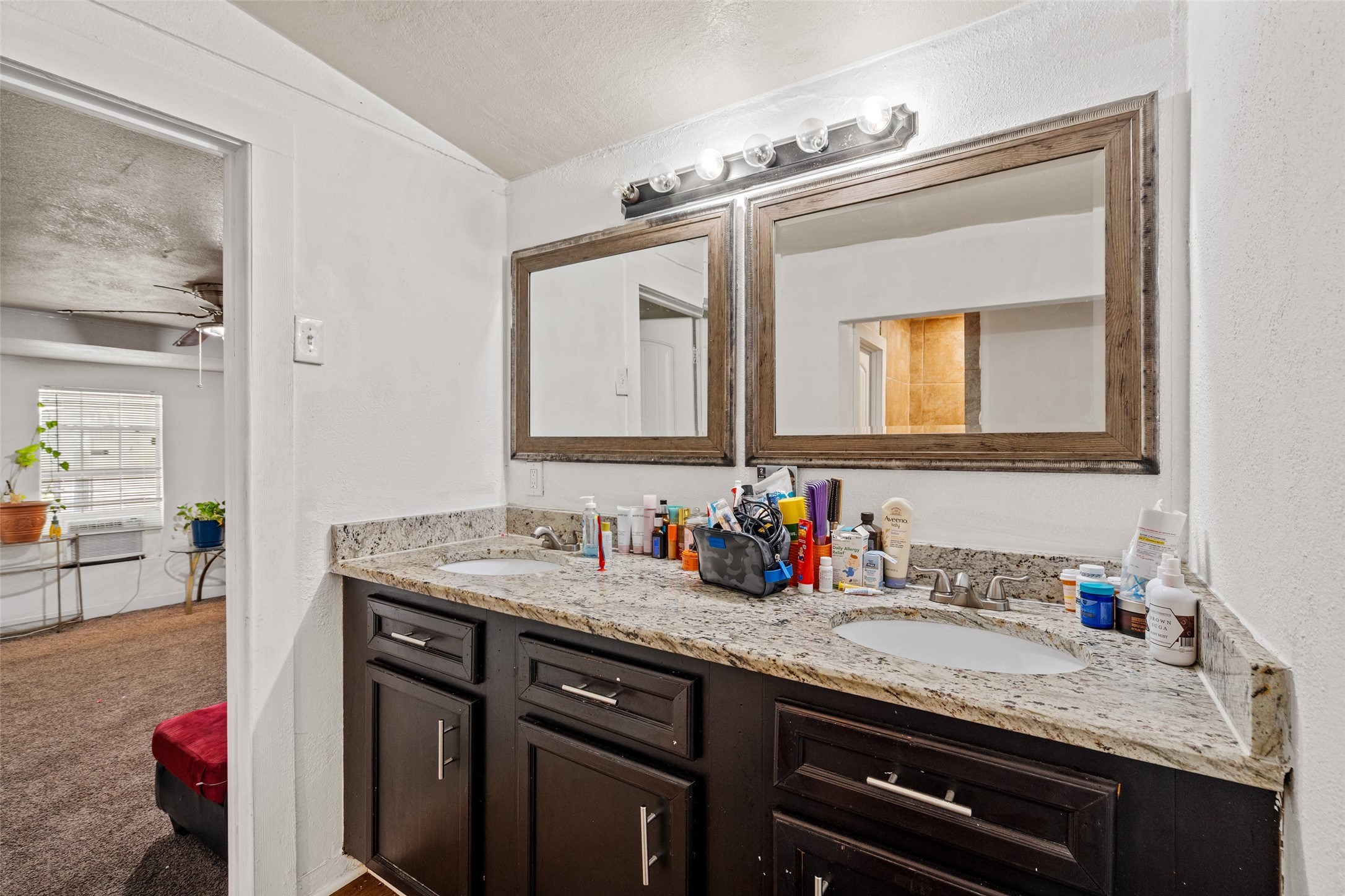 2138 Custer Drive Dallas TX 75216
