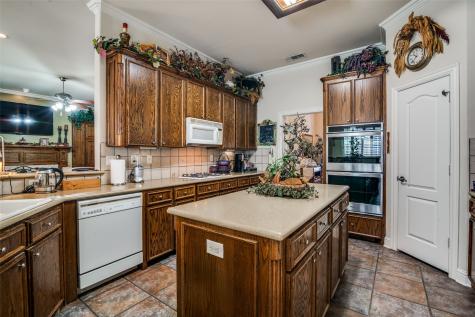 2305 Rosser Court Rowlett TX 75088