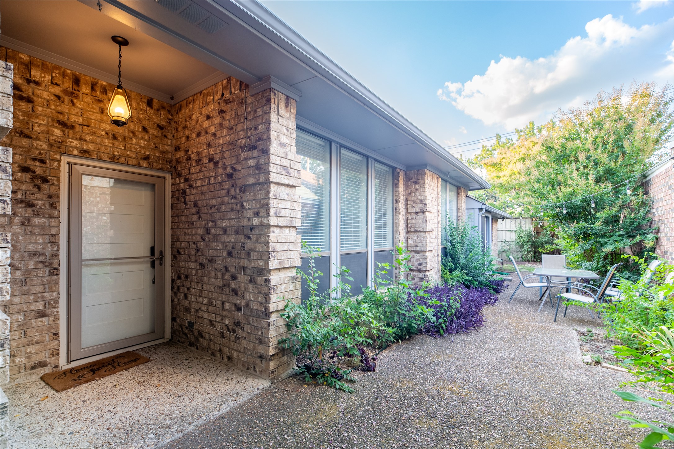 621 Woodway Lane Richardson TX 75081