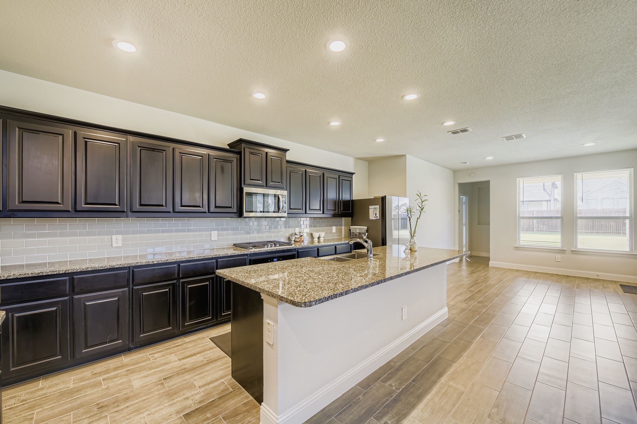 5961 Halls Lake Loop Fort Worth TX 76179