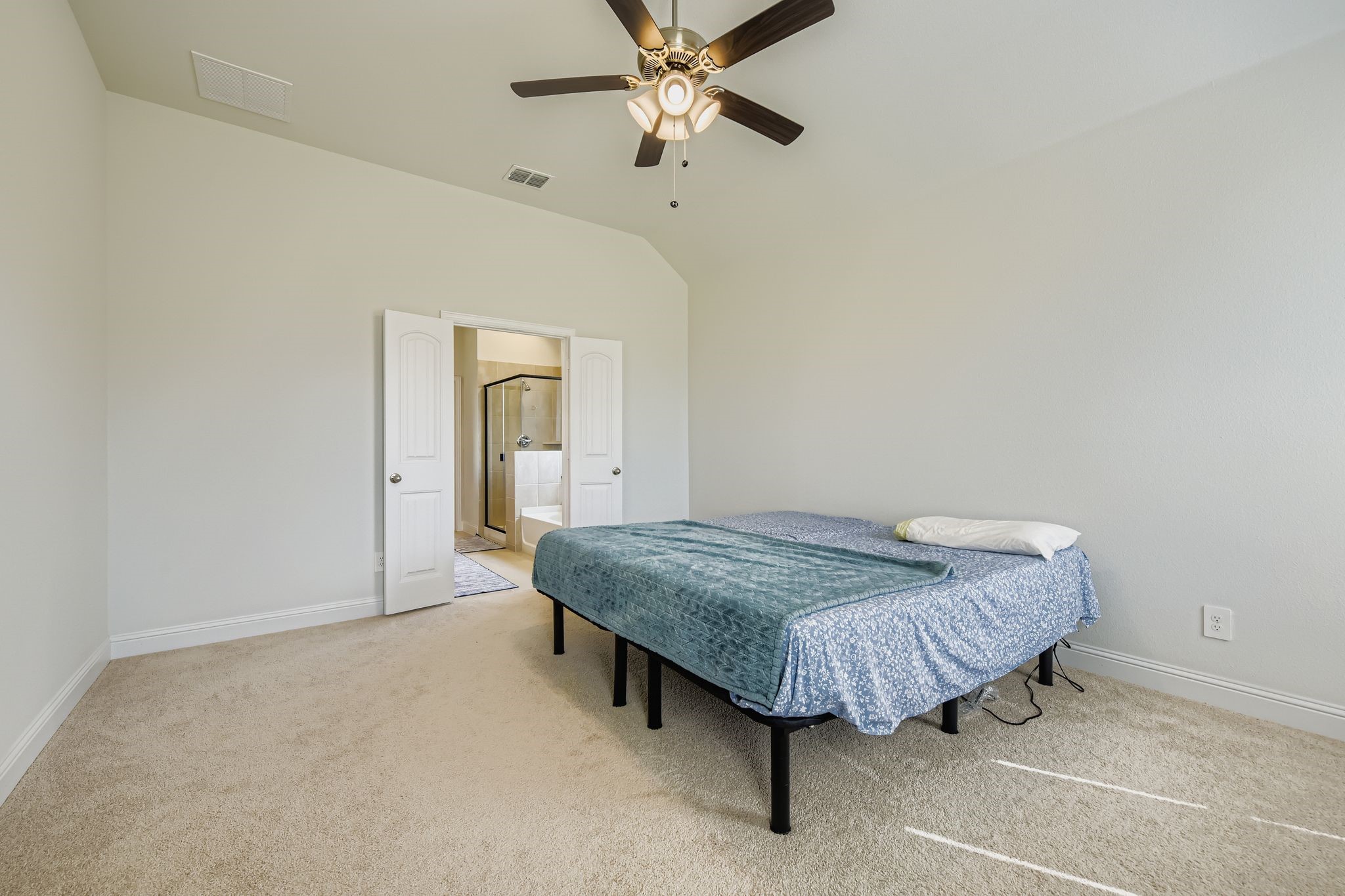 5961 Halls Lake Loop Fort Worth TX 76179