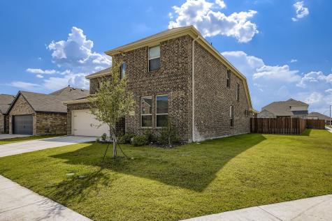 5961 Halls Lake Loop Fort Worth TX 76179