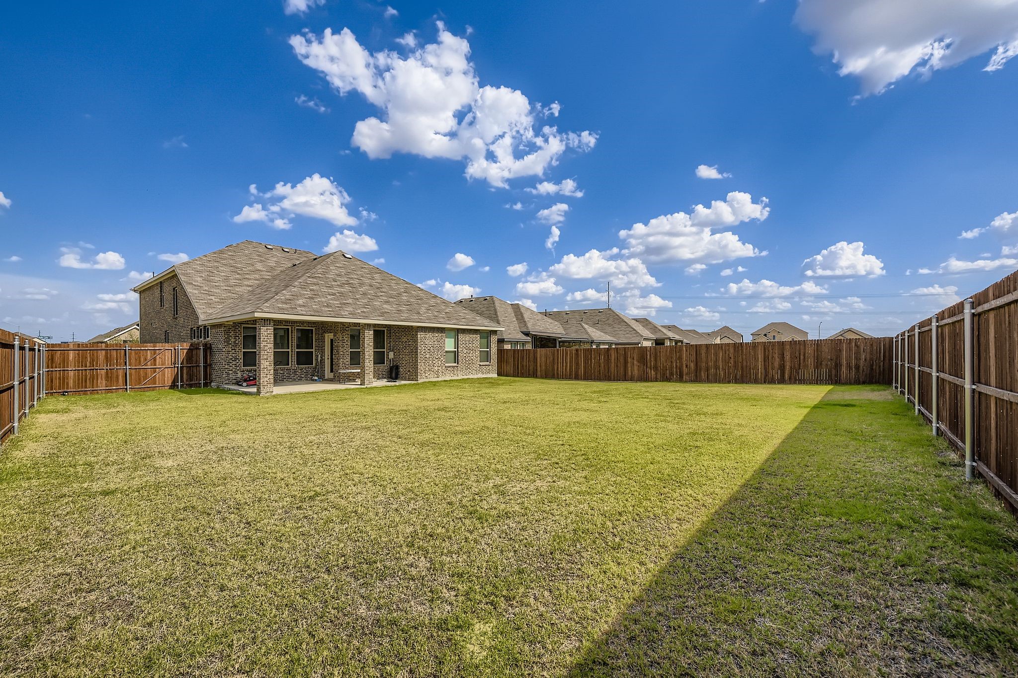5961 Halls Lake Loop Fort Worth TX 76179