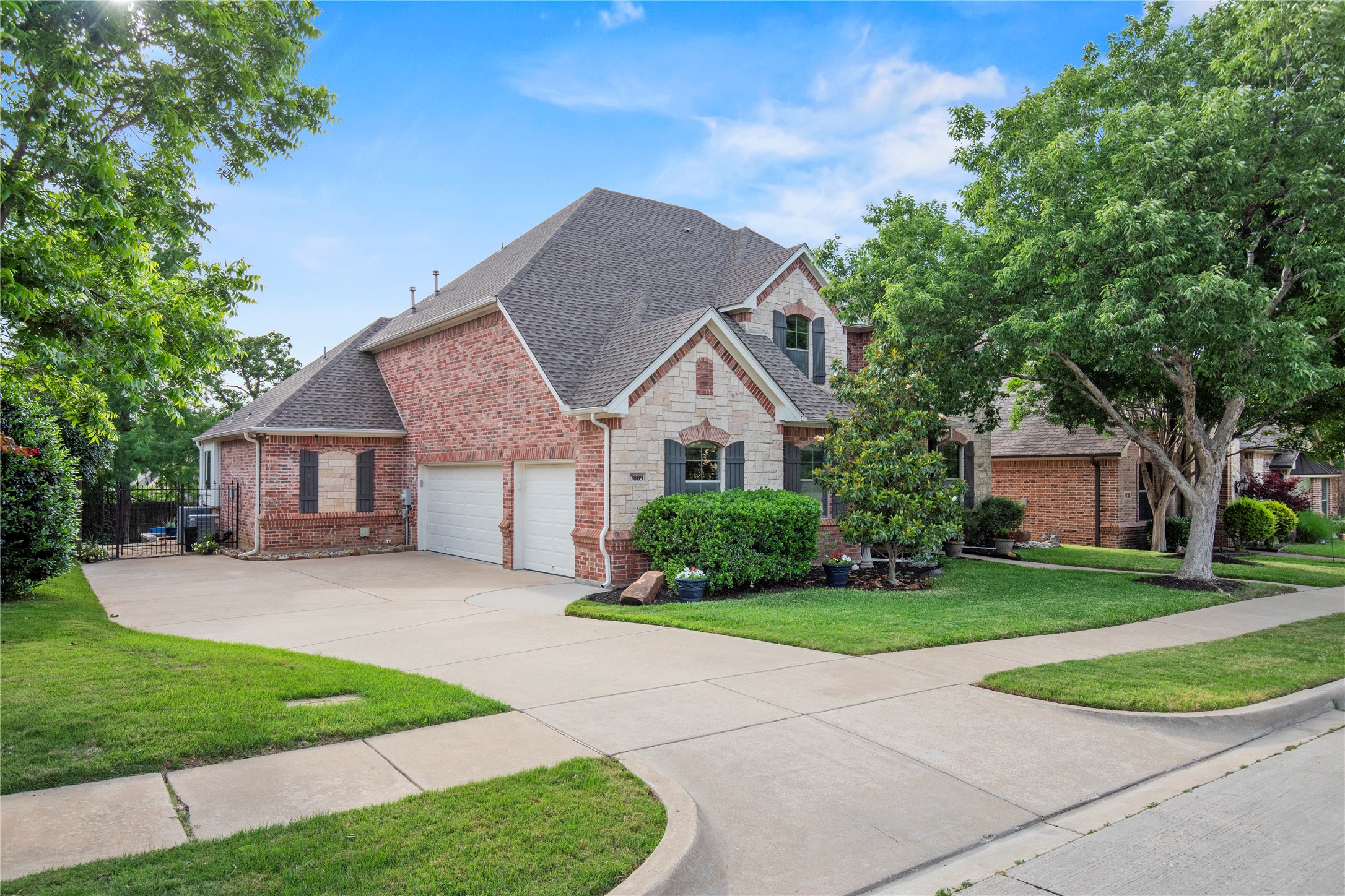 7009 Mossycup Lane North Richland Hills TX 76182