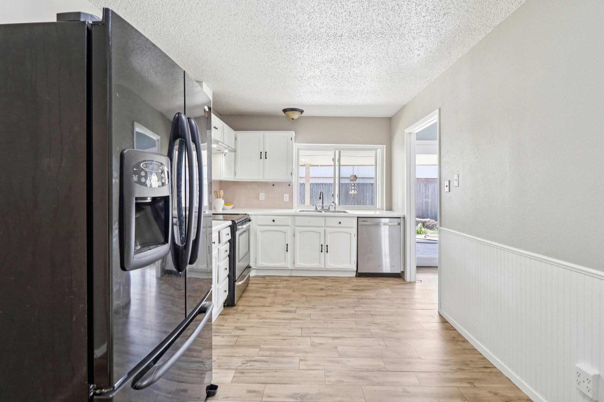 3216 Red Oak Lane Bedford TX 76021