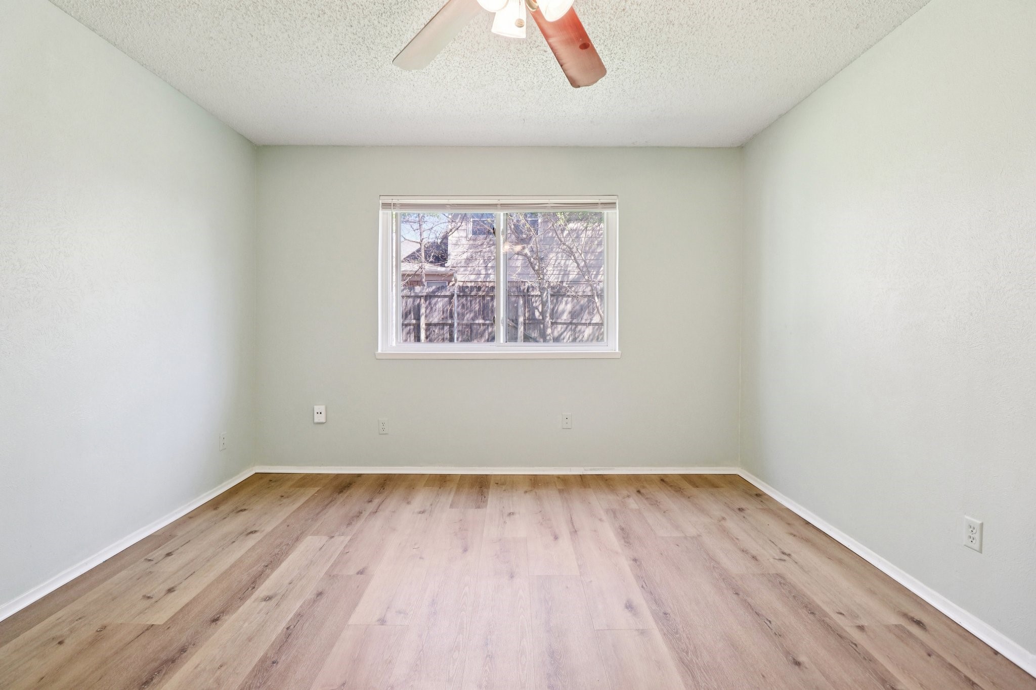 3216 Red Oak Lane Bedford TX 76021