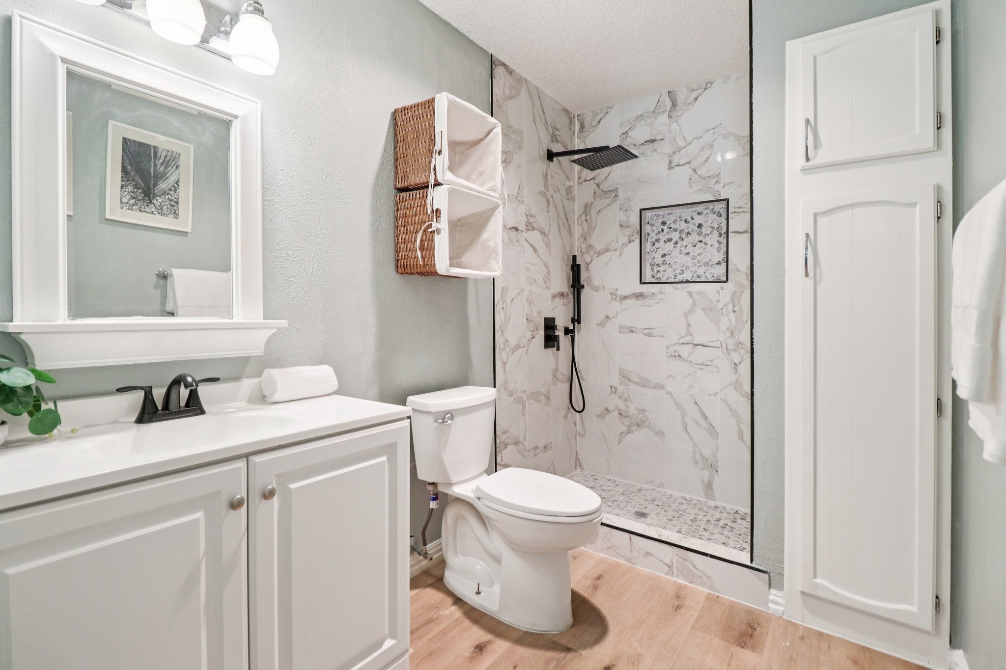 3216 Red Oak Lane Bedford TX 76021