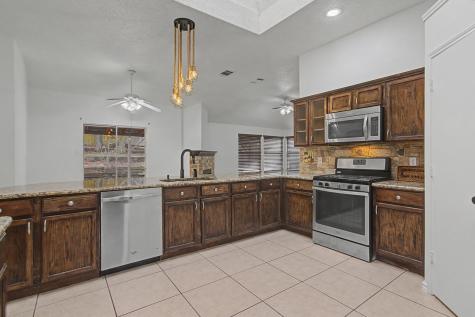 1104 Angel Fire Lane Arlington TX 76001