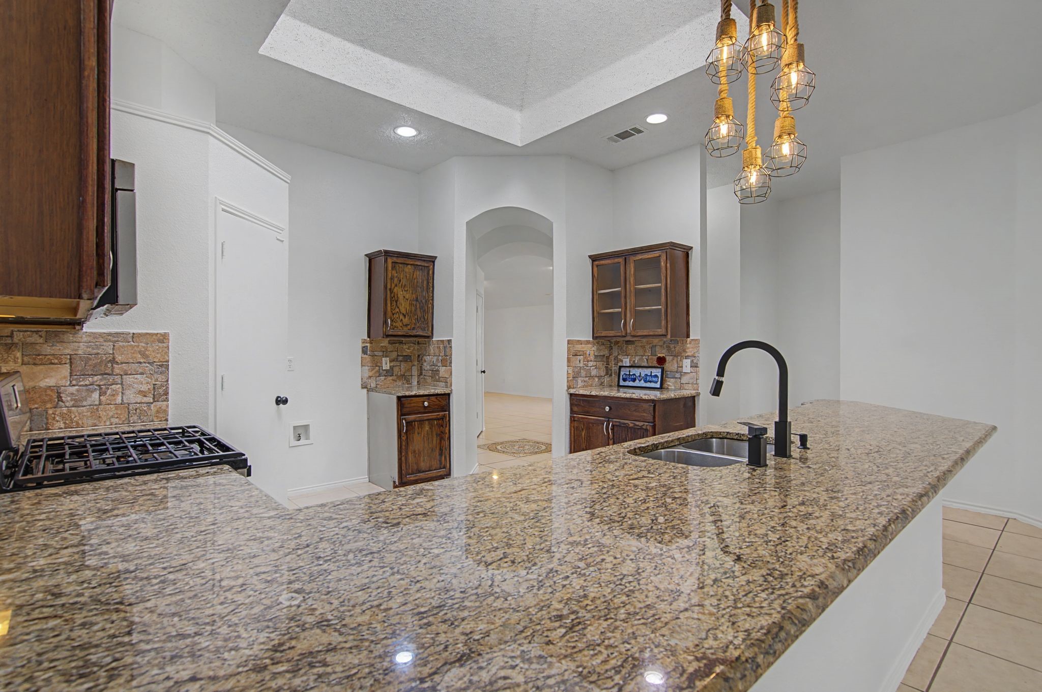 1104 Angel Fire Lane Arlington TX 76001