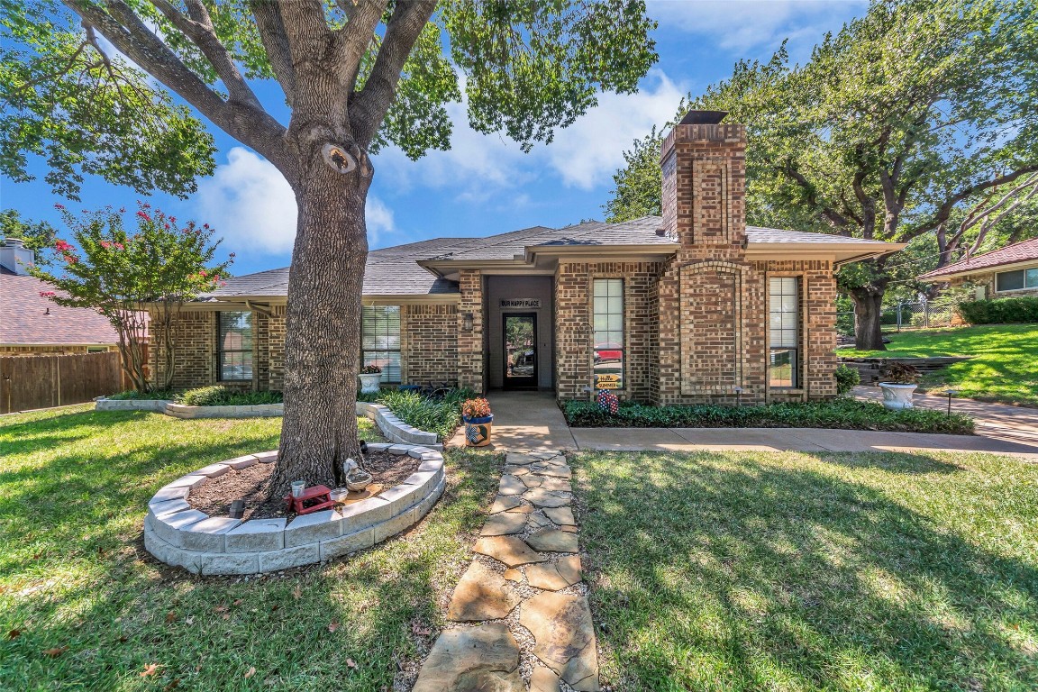 6517 Parkway Avenue North Richland Hills TX 76182