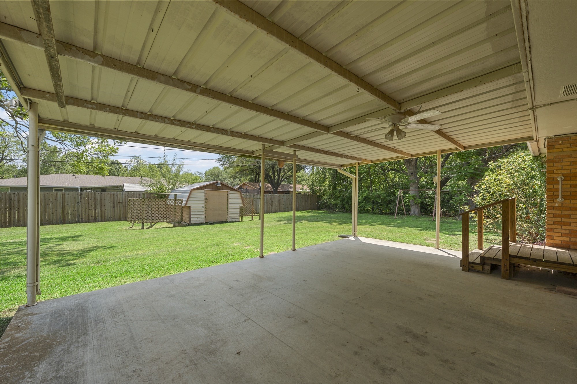 706 W Denison Drive Robinson TX 76706
