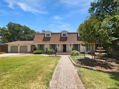 207 Shadywood Lane Richardson TX 75080
