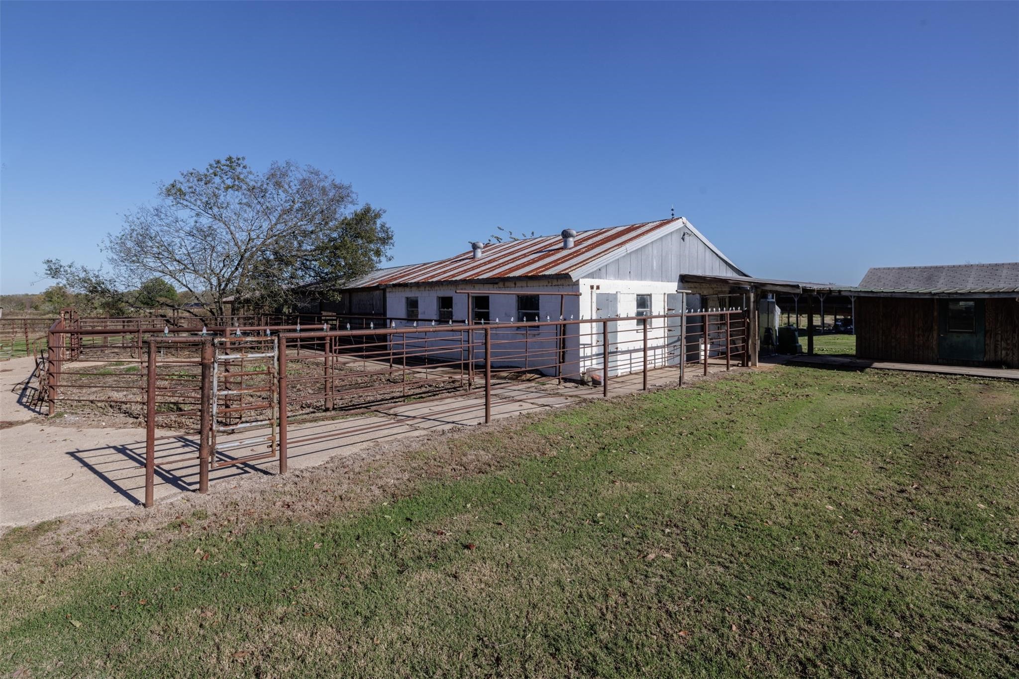 10 Acres 765 Rs County Road 3410 Emory TX 75440