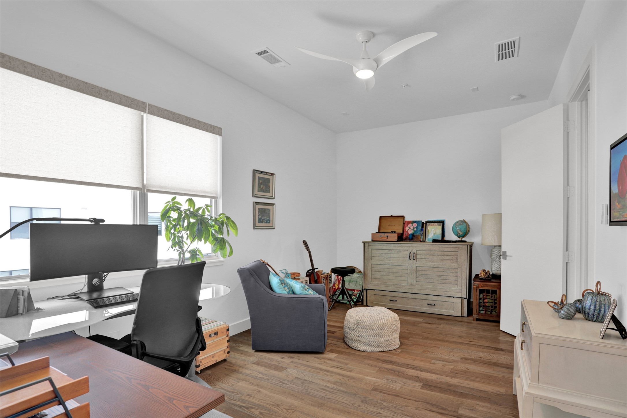 13001 Hutton Drive Farmers Branch TX 75234