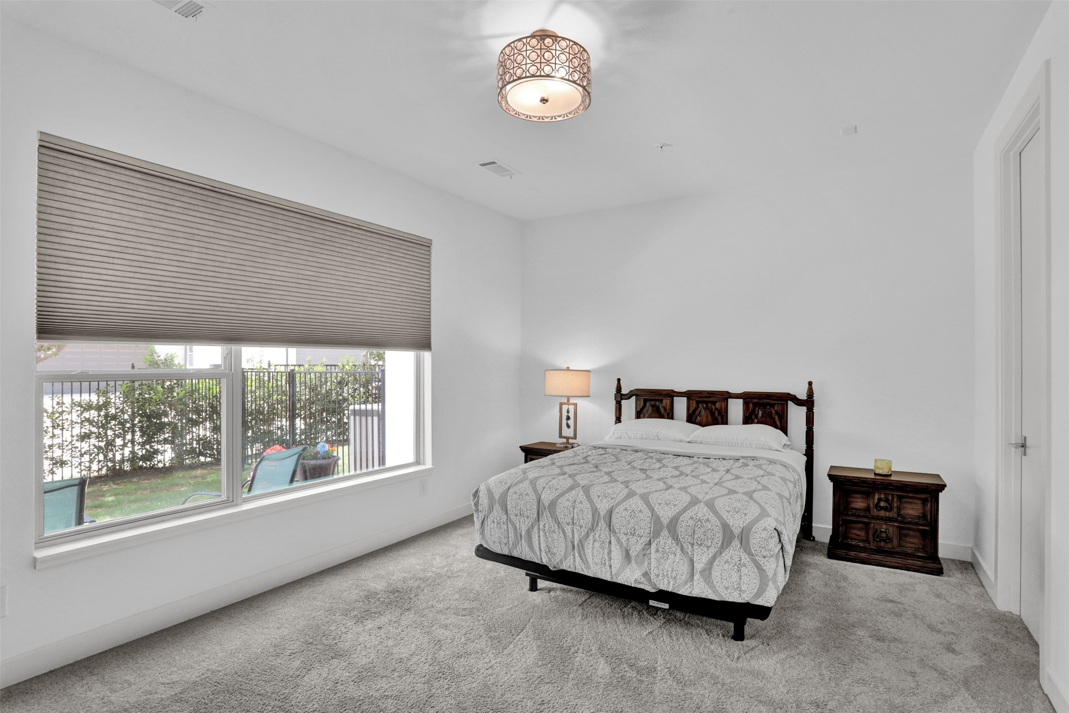 13001 Hutton Drive Farmers Branch TX 75234
