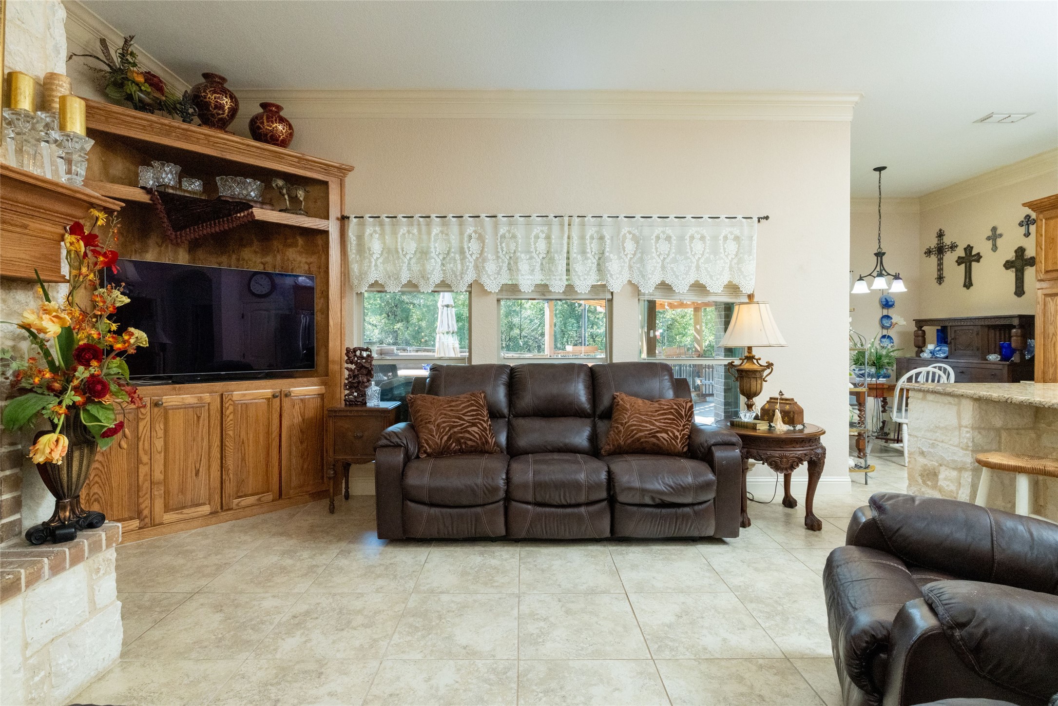 101 Timber Trail Runaway Bay TX 76426