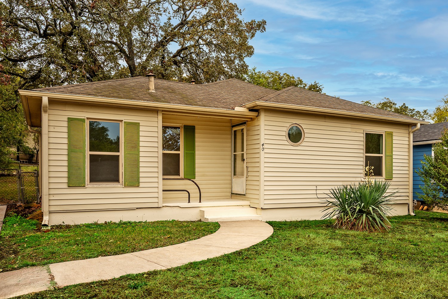 40 Vaughn Drive Denison TX 75020