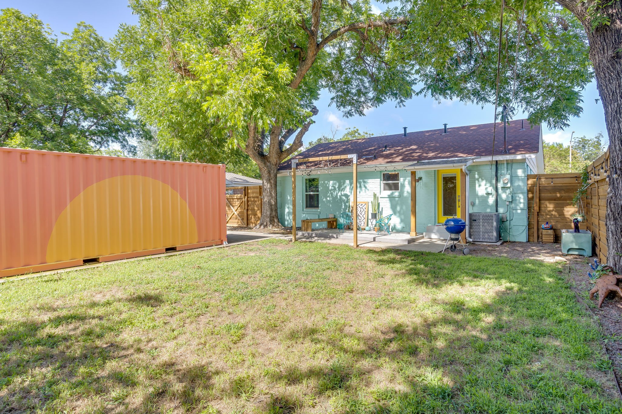 1908 N Riverside Drive Fort Worth TX 76111