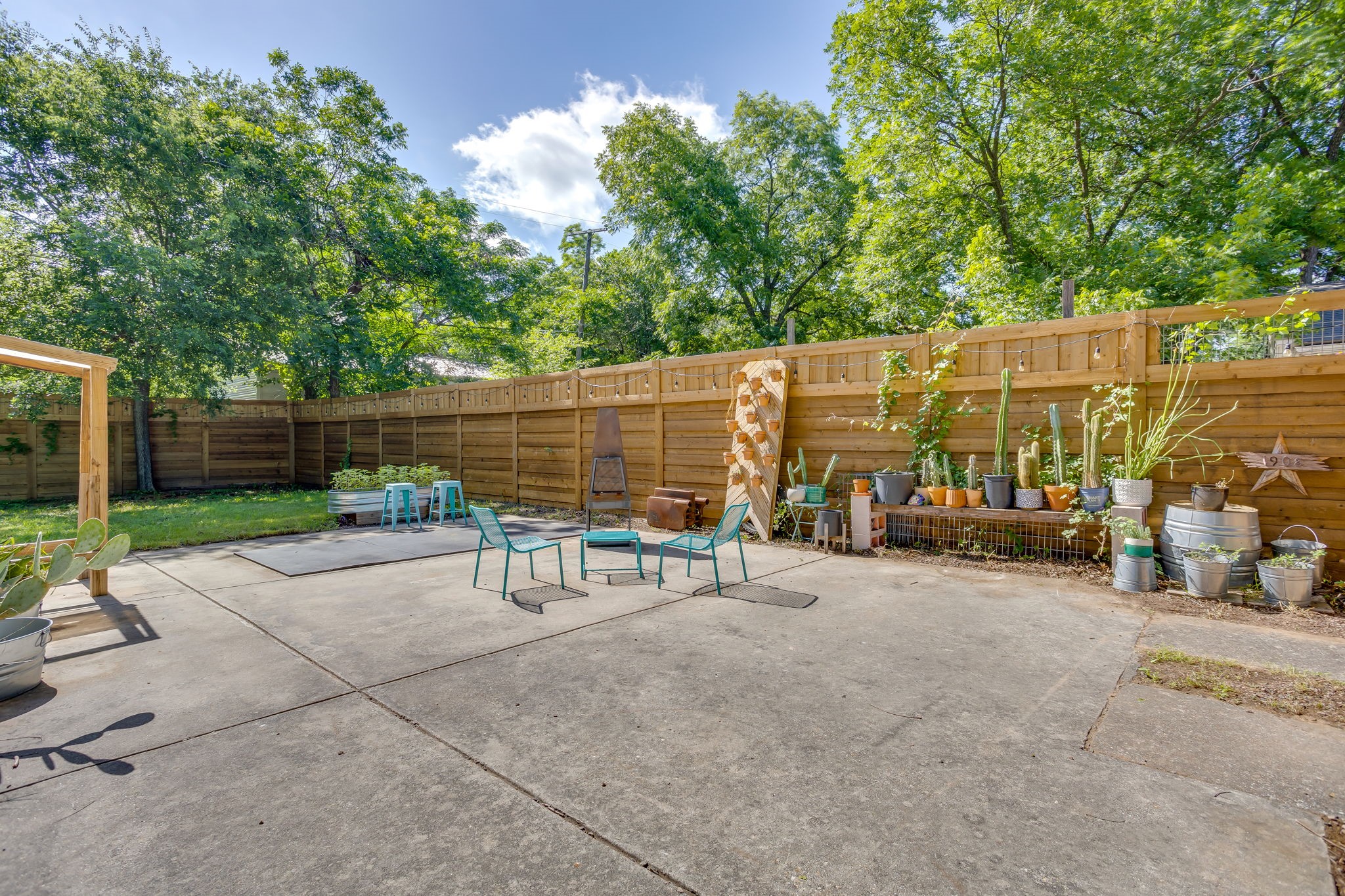 1908 N Riverside Drive Fort Worth TX 76111