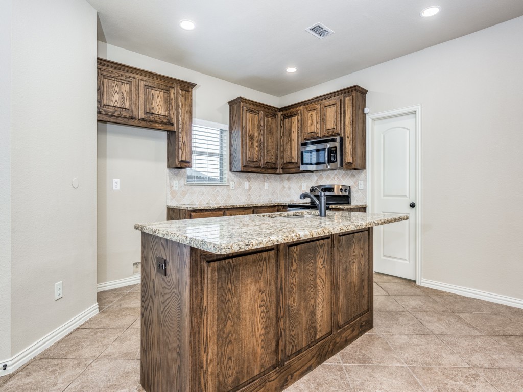 232 Windmill Drive Justin TX 76247