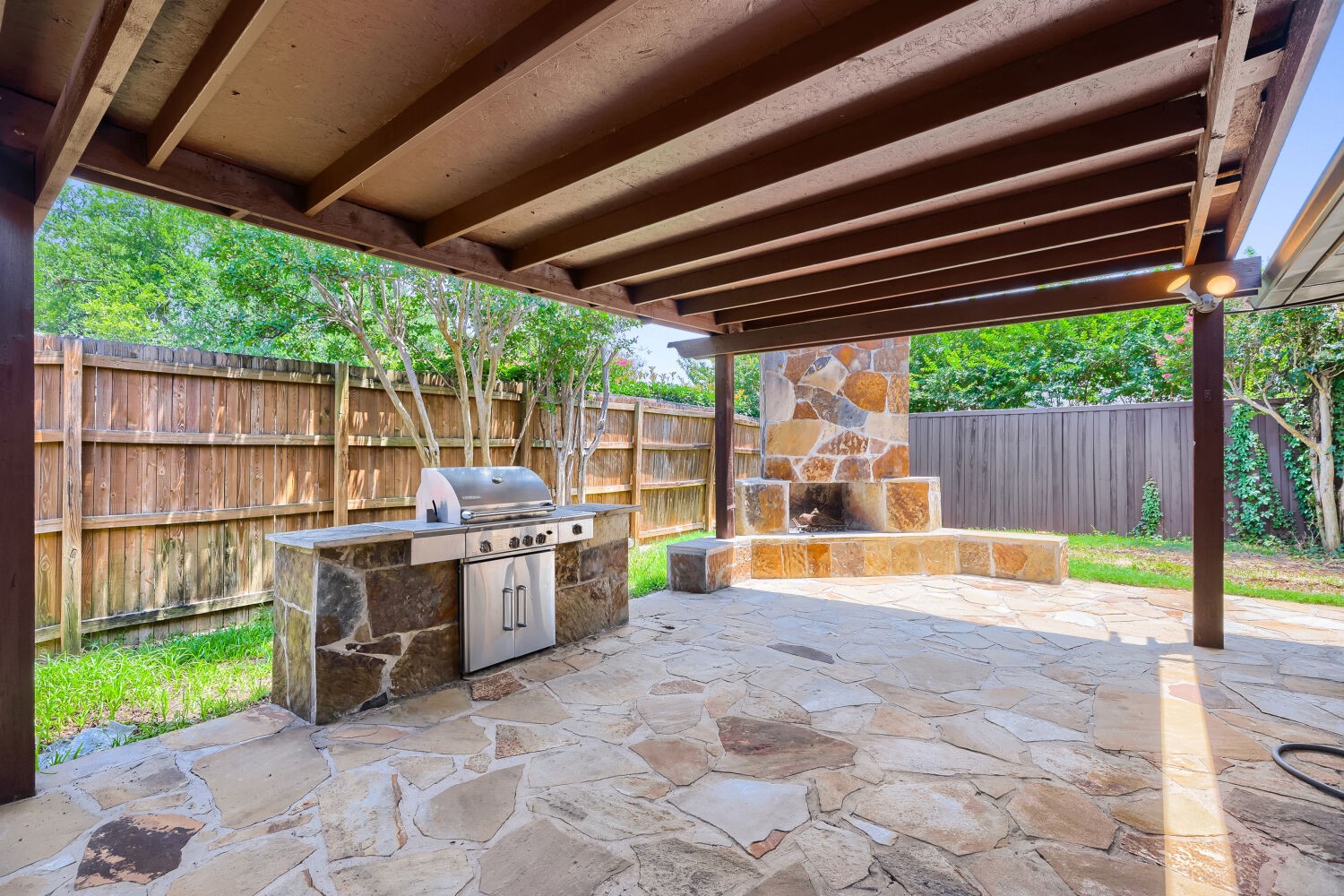 6234 La Cosa Drive Dallas TX 75248