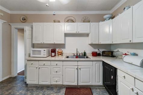 409 N Sylvania Avenue Fort Worth TX 76111