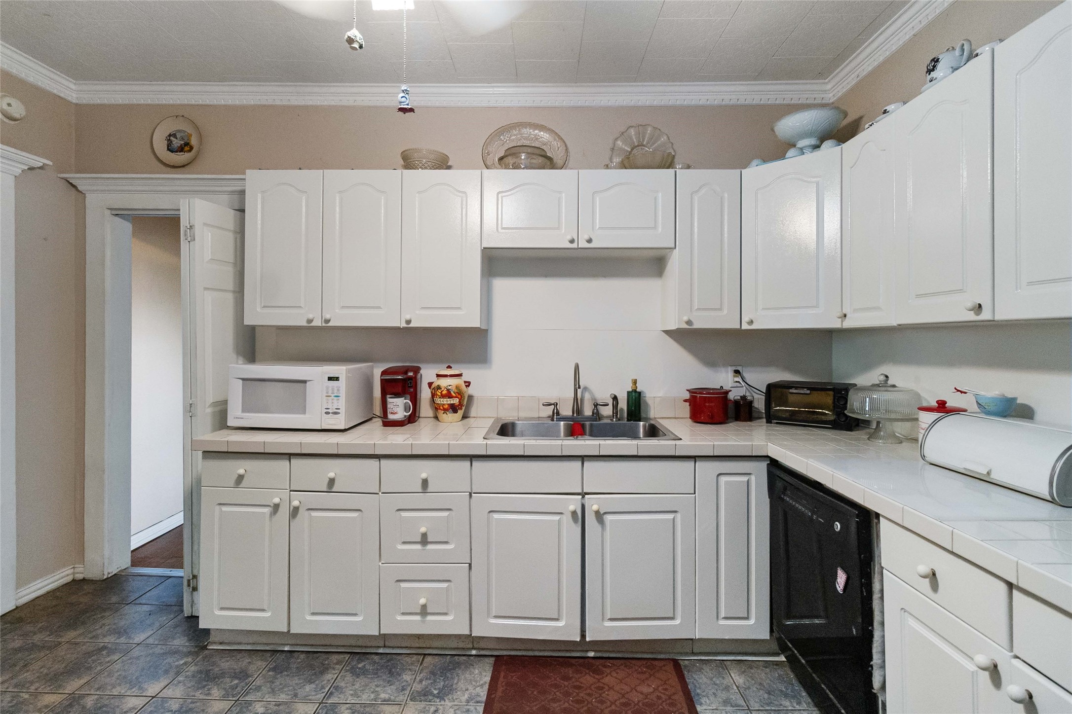 409 N Sylvania Avenue Fort Worth TX 76111