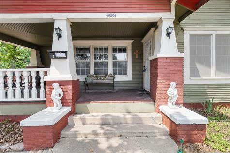 409 N Sylvania Avenue Fort Worth TX 76111