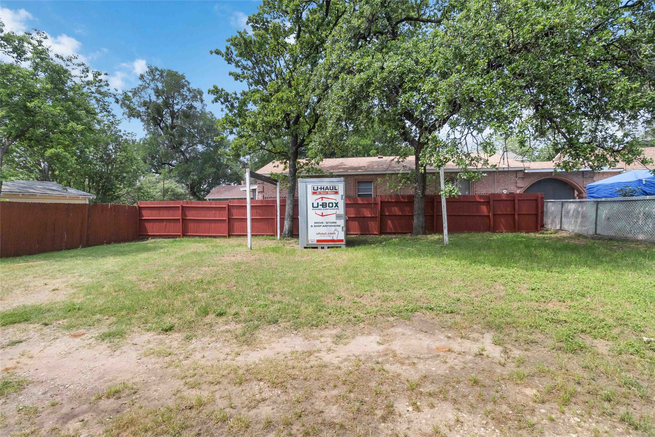 409 N Sylvania Avenue Fort Worth TX 76111