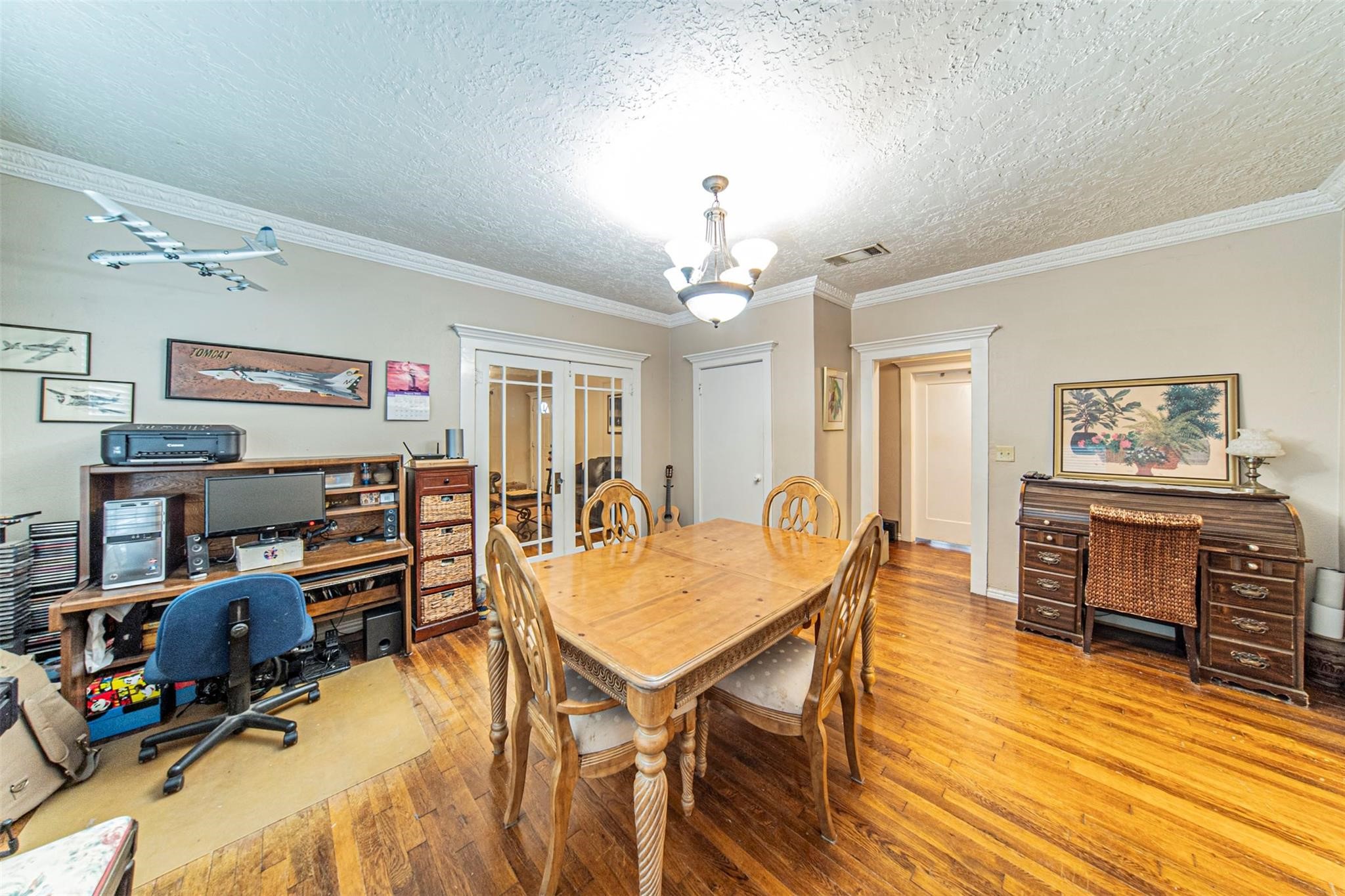 409 N Sylvania Avenue Fort Worth TX 76111