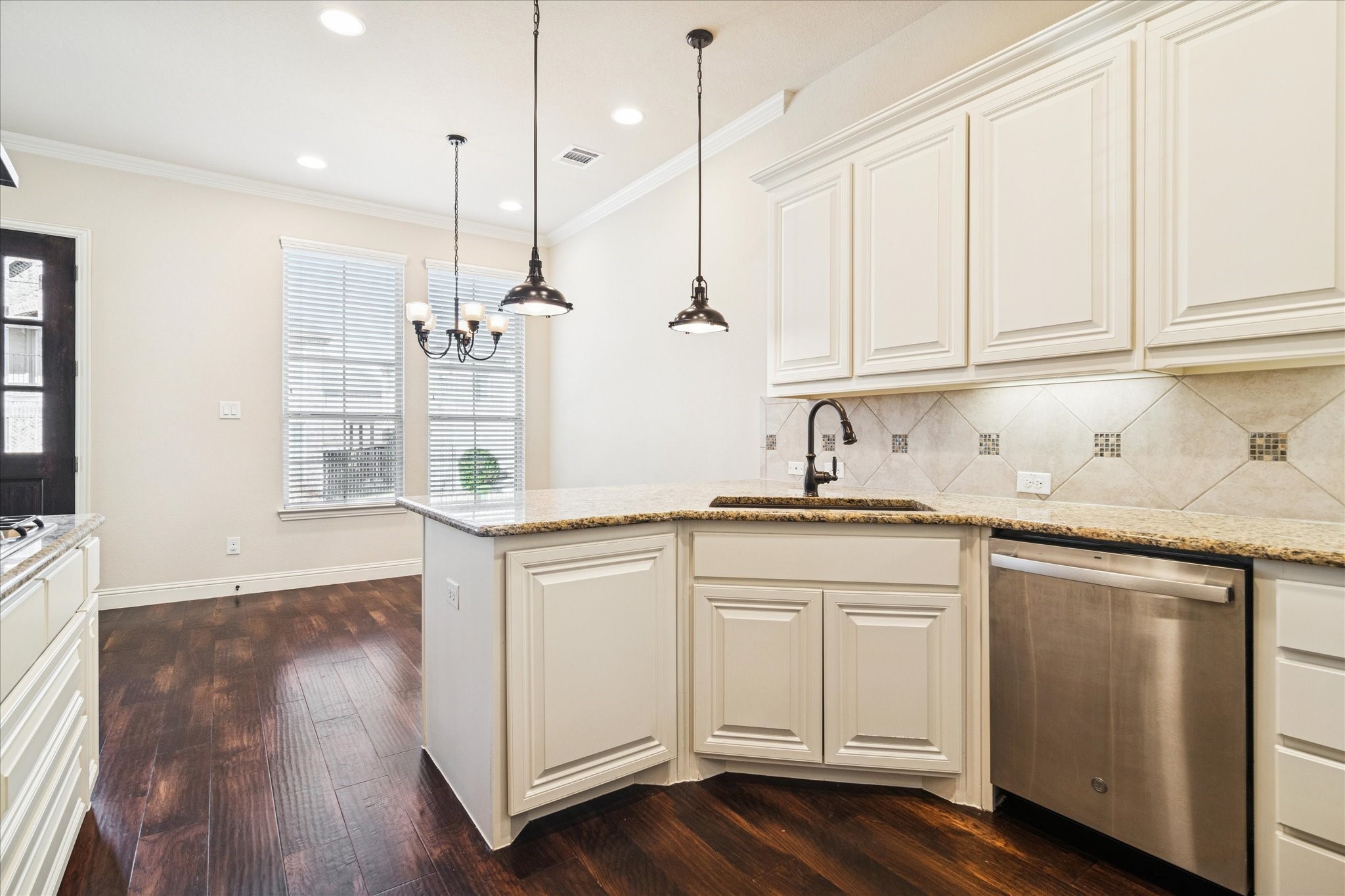 279 Moorland Drive Richardson TX 75080