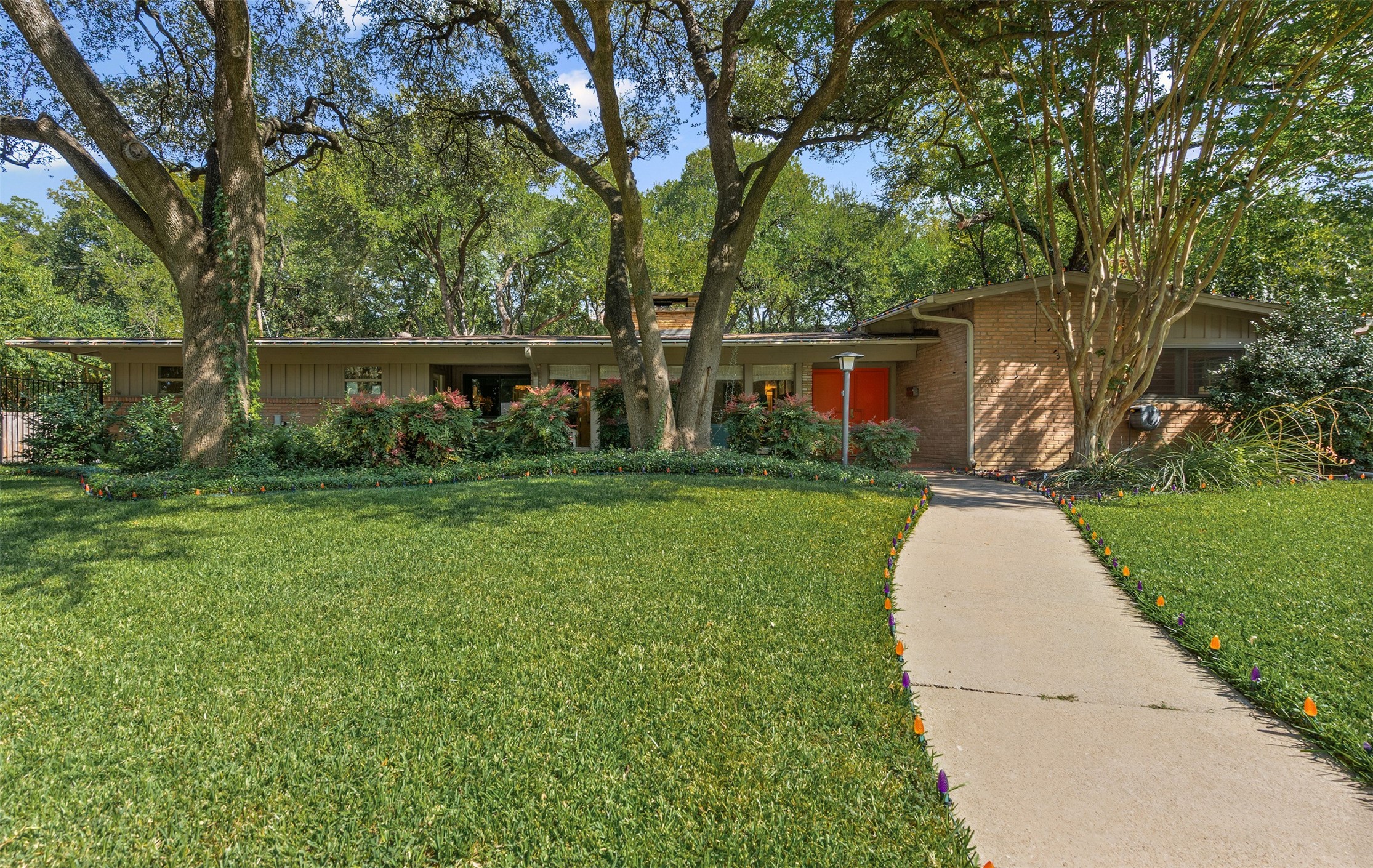 4209 Inwood Road Fort Worth TX 76109