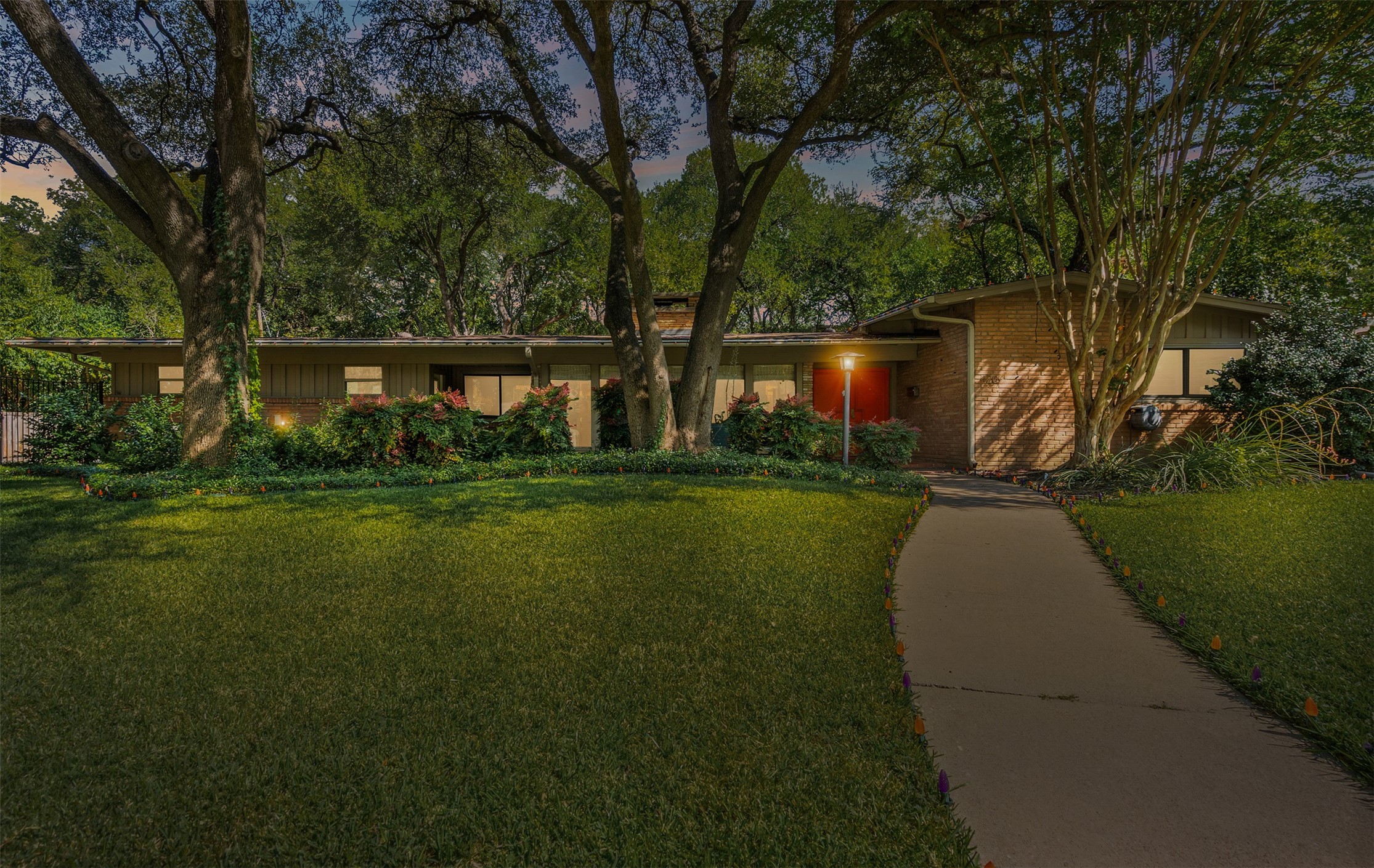 4209 Inwood Road Fort Worth TX 76109