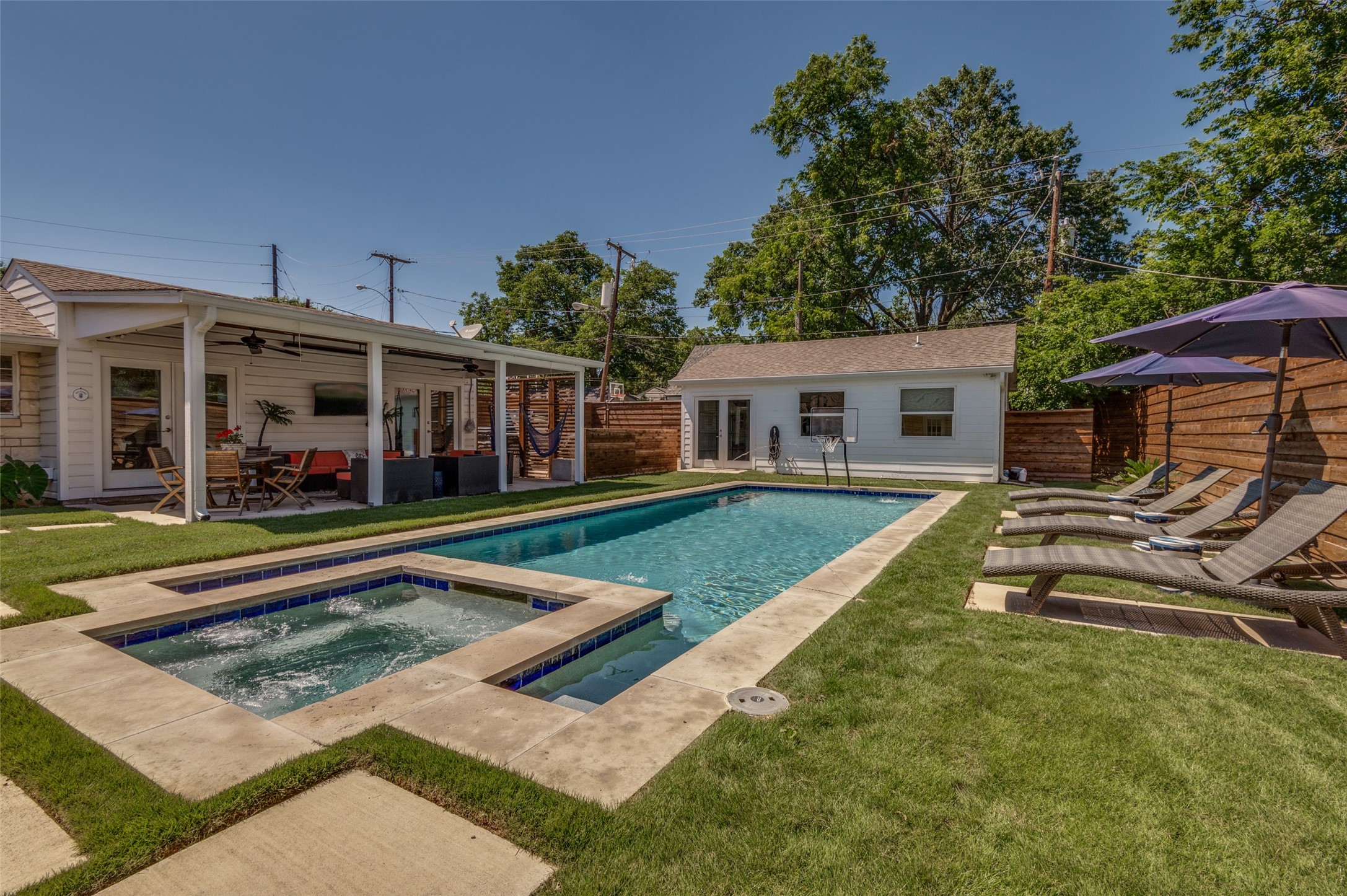 6407 Bob O Link Drive Dallas TX 75214