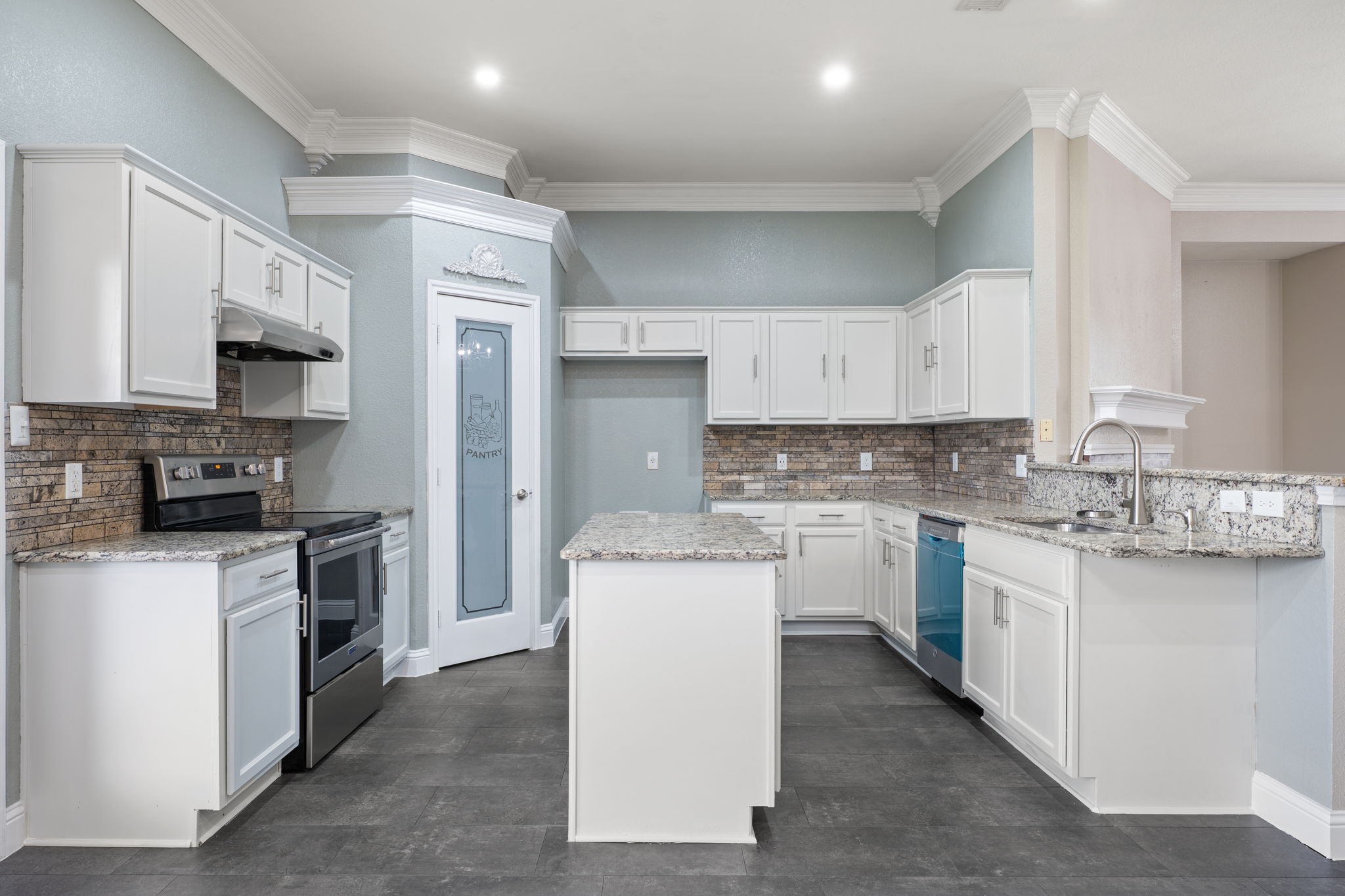 460 Cranbrook Lane Grand Prairie TX 75052