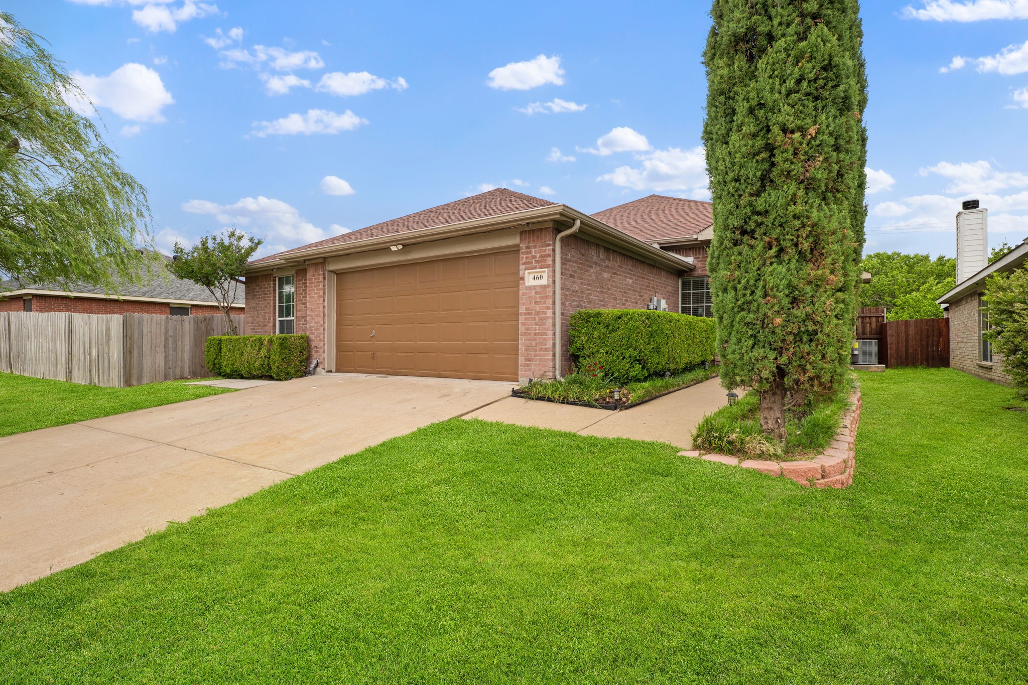 460 Cranbrook Lane Grand Prairie TX 75052