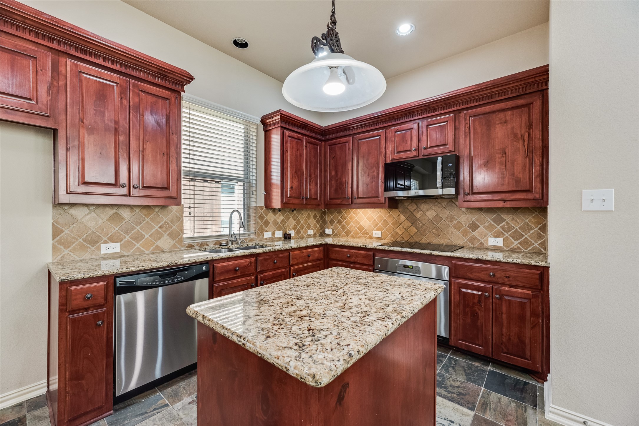 6897 Parker Creek Place Frisco TX 75034