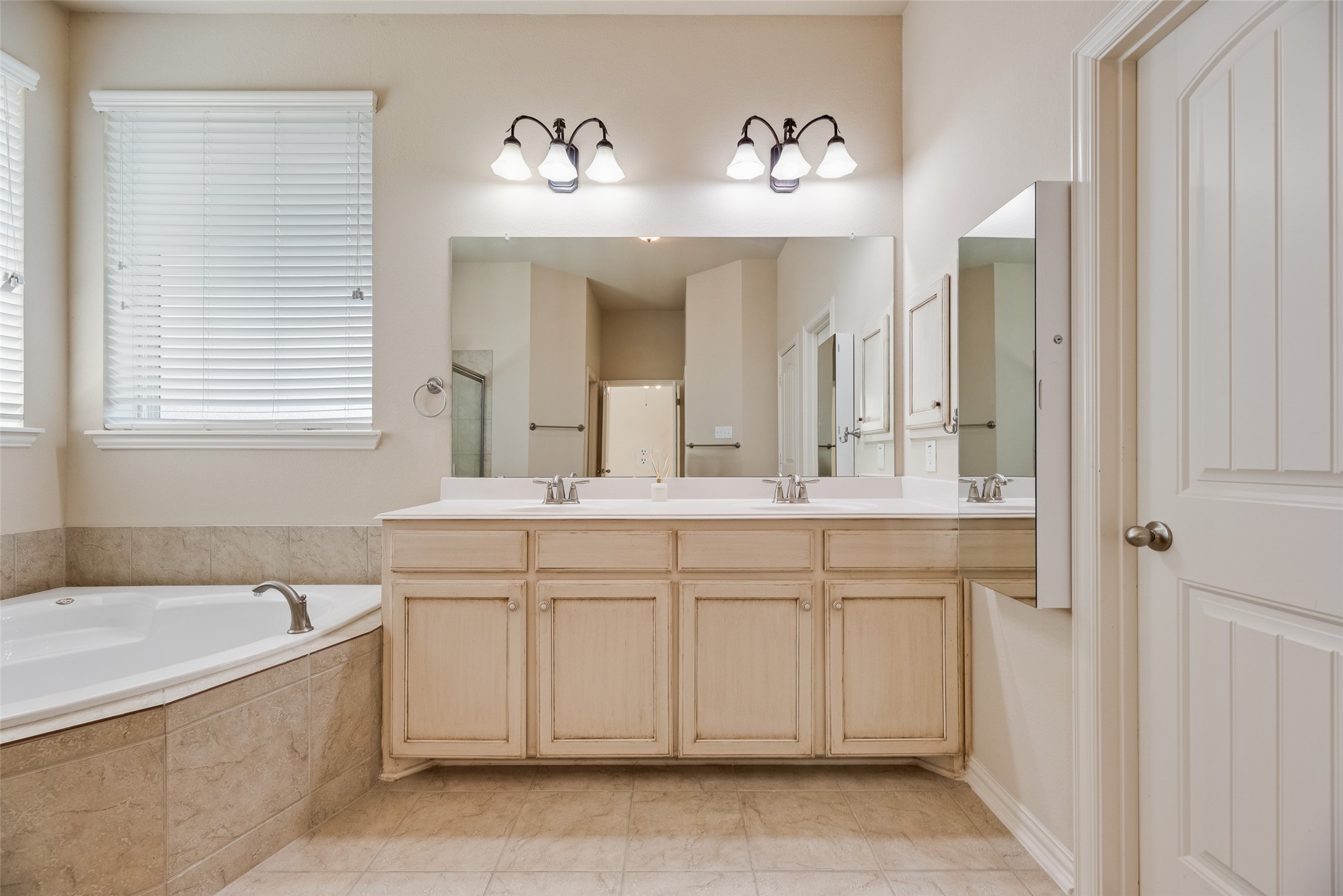 6897 Parker Creek Place Frisco TX 75034