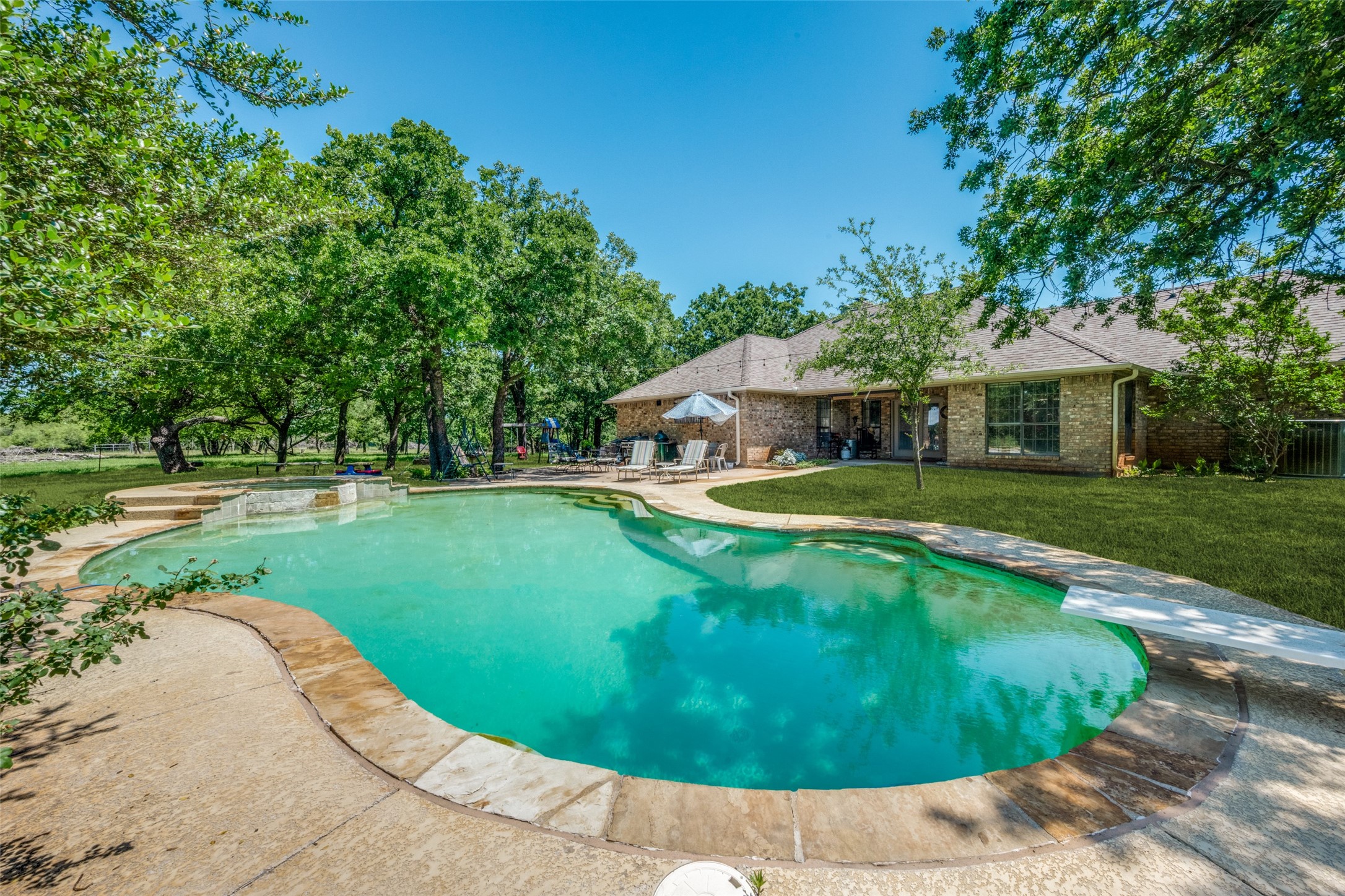 778 County Road 3141 Decatur TX 76234